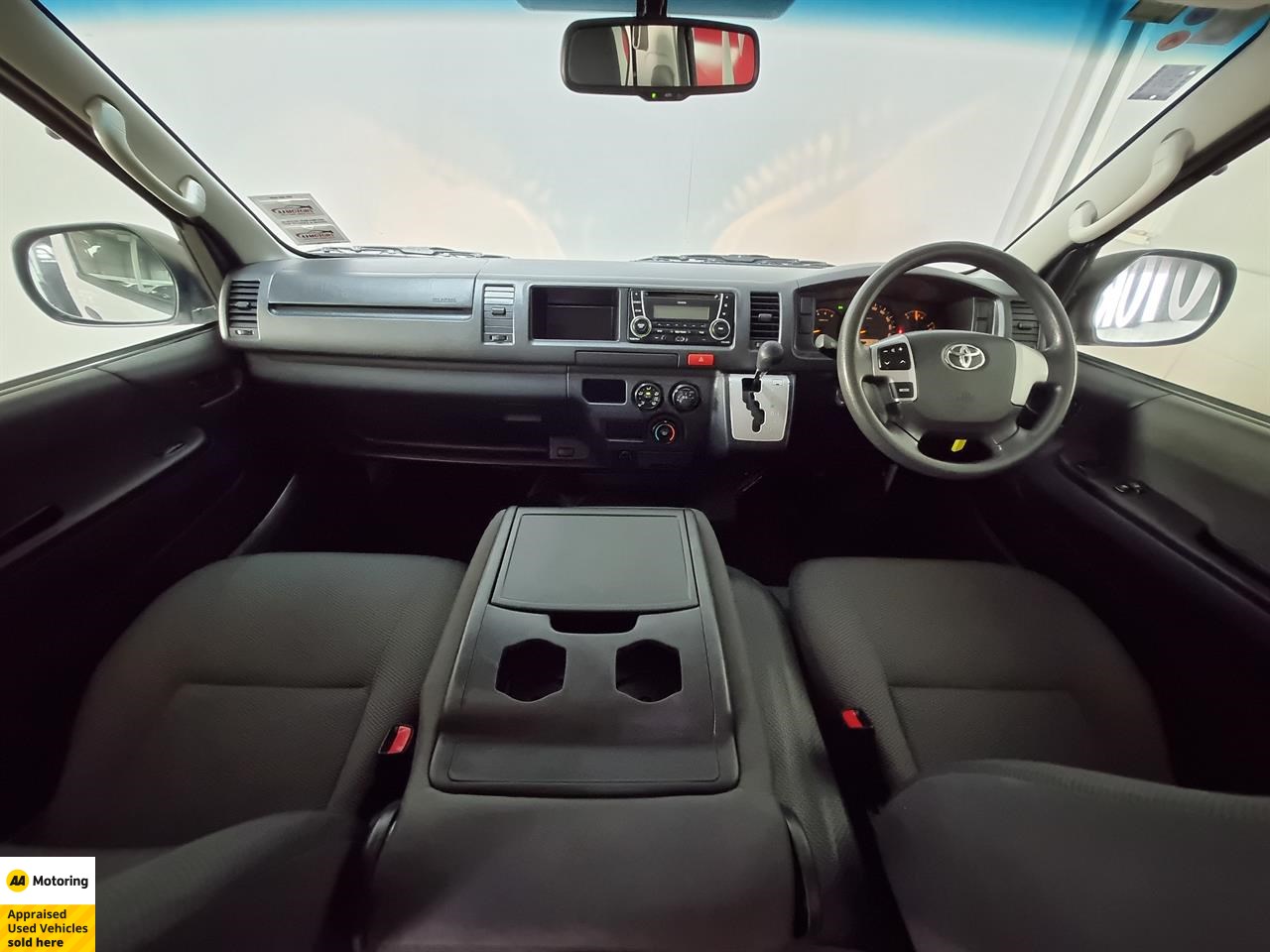 2014 Toyota Hiace