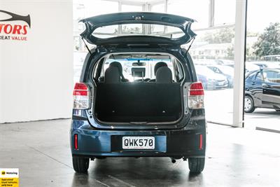 2015 Toyota Spade - Thumbnail