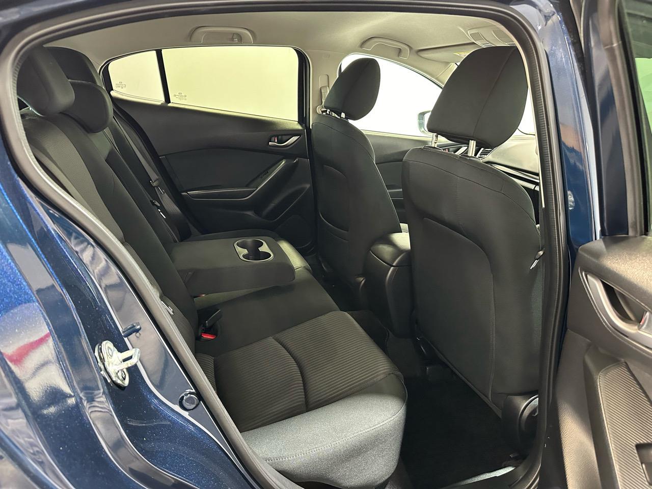 2014 Mazda Axela