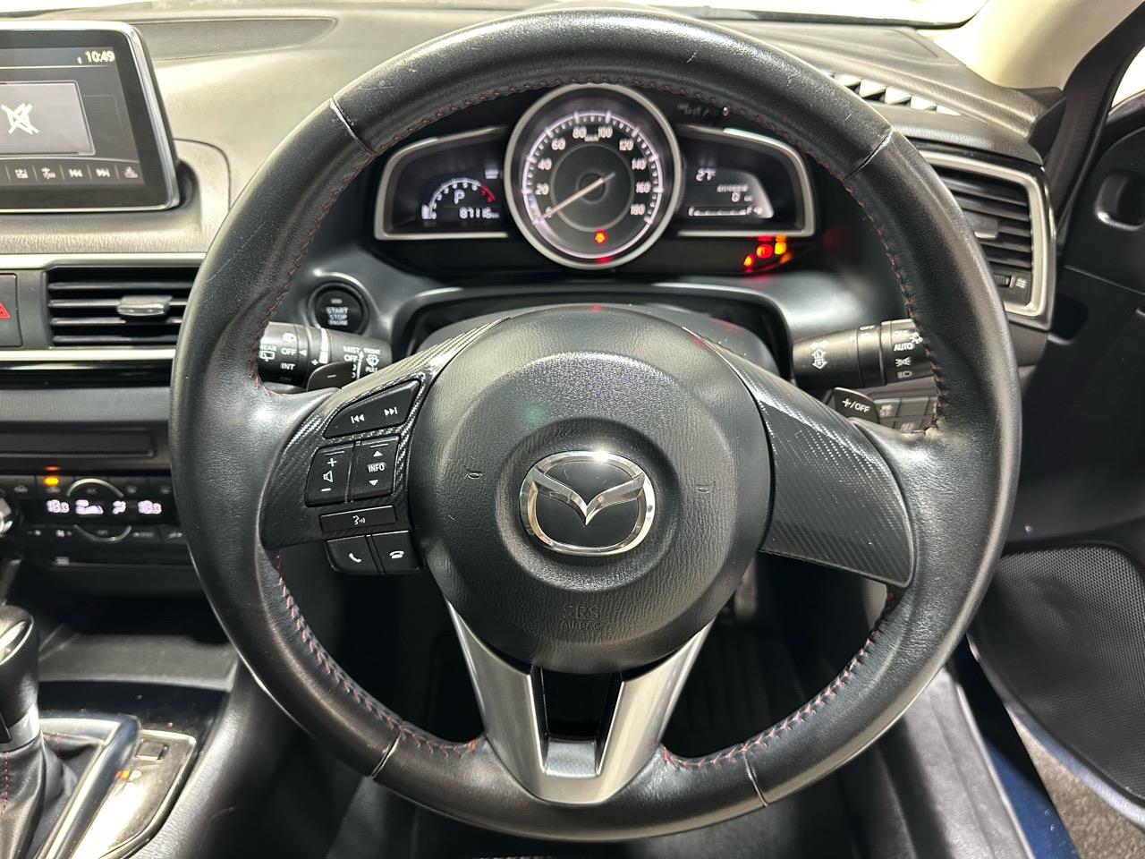 2014 Mazda Axela