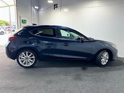 2014 Mazda Axela - Thumbnail