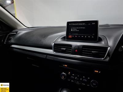 2014 Mazda Axela - Thumbnail