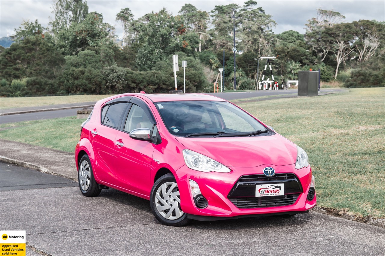 2015 Toyota Aqua