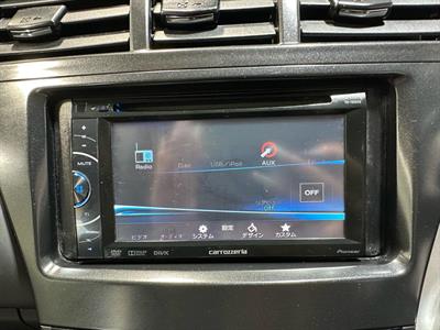 2013 Toyota Prius - Thumbnail