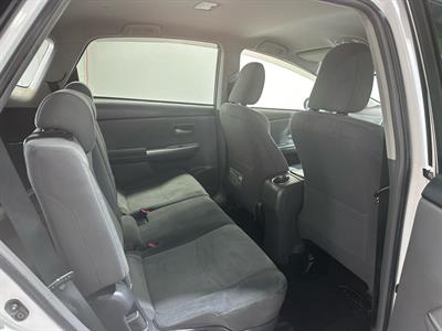 2013 Toyota Prius - Thumbnail