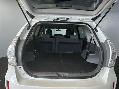 2013 Toyota Prius - Thumbnail