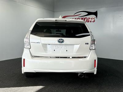 2013 Toyota Prius - Thumbnail