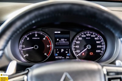 2018 Mitsubishi Pajero Sport - Thumbnail