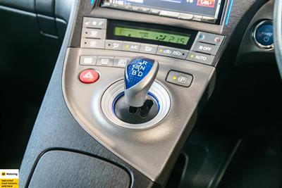 2012 Toyota Prius - Thumbnail