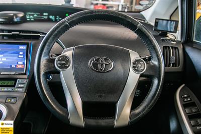 2012 Toyota Prius - Thumbnail