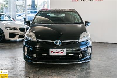 2012 Toyota Prius - Thumbnail