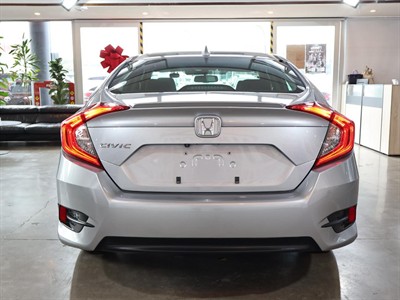 2017 Honda Civic - Thumbnail