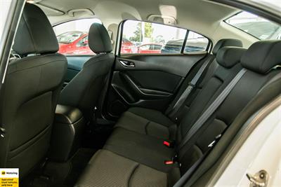 2014 Mazda Axela - Thumbnail