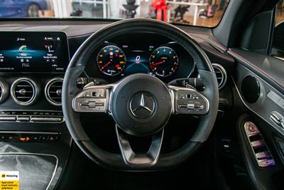 2022 Mercedes-Benz GLC 300 - Thumbnail