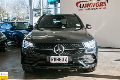 2022 Mercedes-Benz GLC 300 - Thumbnail