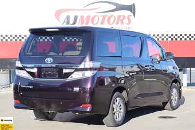 2012 Toyota Vellfire - Thumbnail