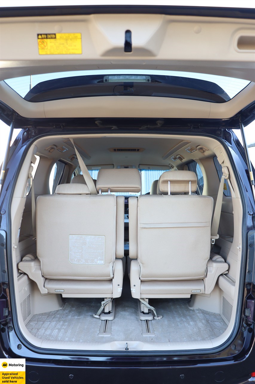 2012 Toyota Vellfire