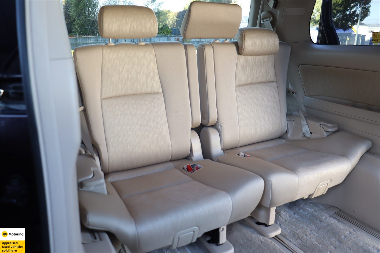 2012 Toyota Vellfire