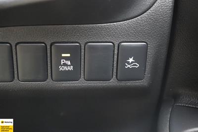 2020 Mitsubishi Outlander - Thumbnail