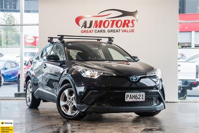 2017 Toyota C-HR - Thumbnail