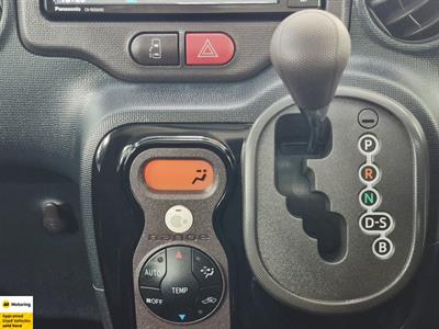 2012 Toyota Spade - Thumbnail