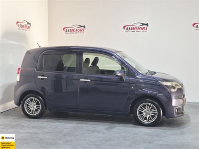 2012 Toyota Spade - Thumbnail