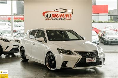 2012 Lexus CT200H - Thumbnail