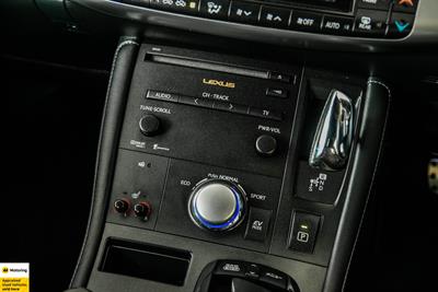 2012 Lexus CT200H - Thumbnail