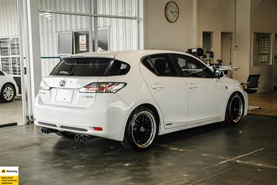 2012 Lexus CT200H - Thumbnail