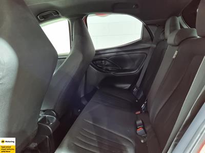 2020 Toyota Yaris - Thumbnail