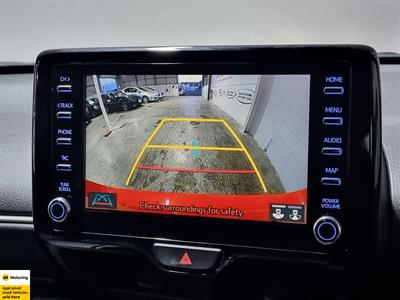 2020 Toyota Yaris - Thumbnail