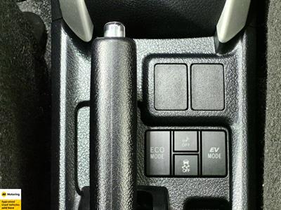 2018 Toyota COROLLA FIELDER - Thumbnail