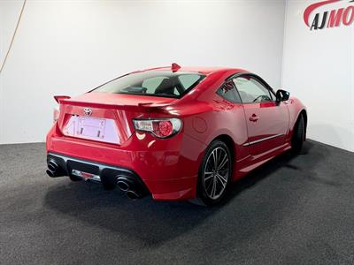 2015 Toyota 86 - Thumbnail