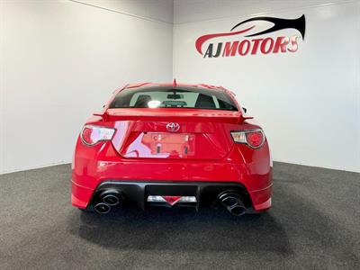 2015 Toyota 86 - Thumbnail