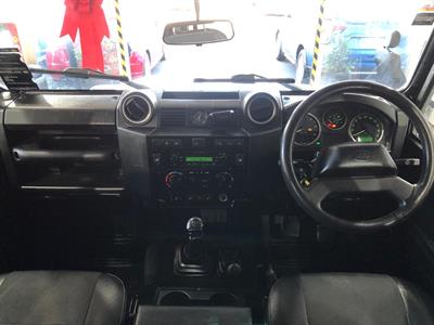 2010 Land Rover Defender - Thumbnail
