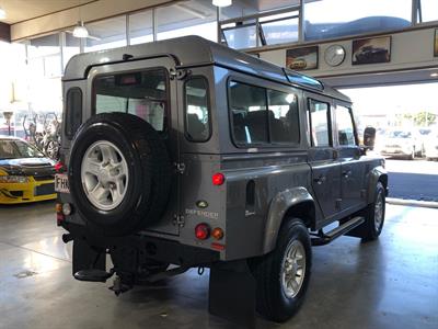 2010 Land Rover Defender - Thumbnail
