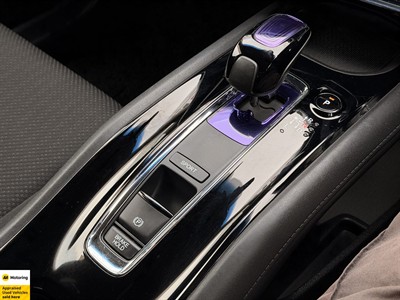 2014 Honda Vezel - Thumbnail