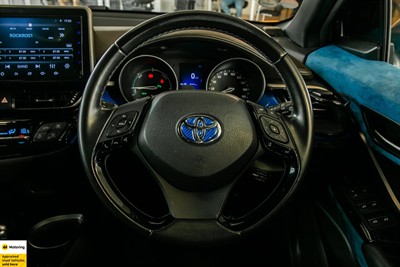 2018 Toyota C-HR - Thumbnail