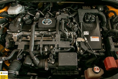 2018 Toyota C-HR - Thumbnail