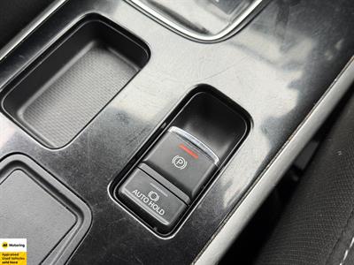 2022 Mitsubishi Outlander - Thumbnail