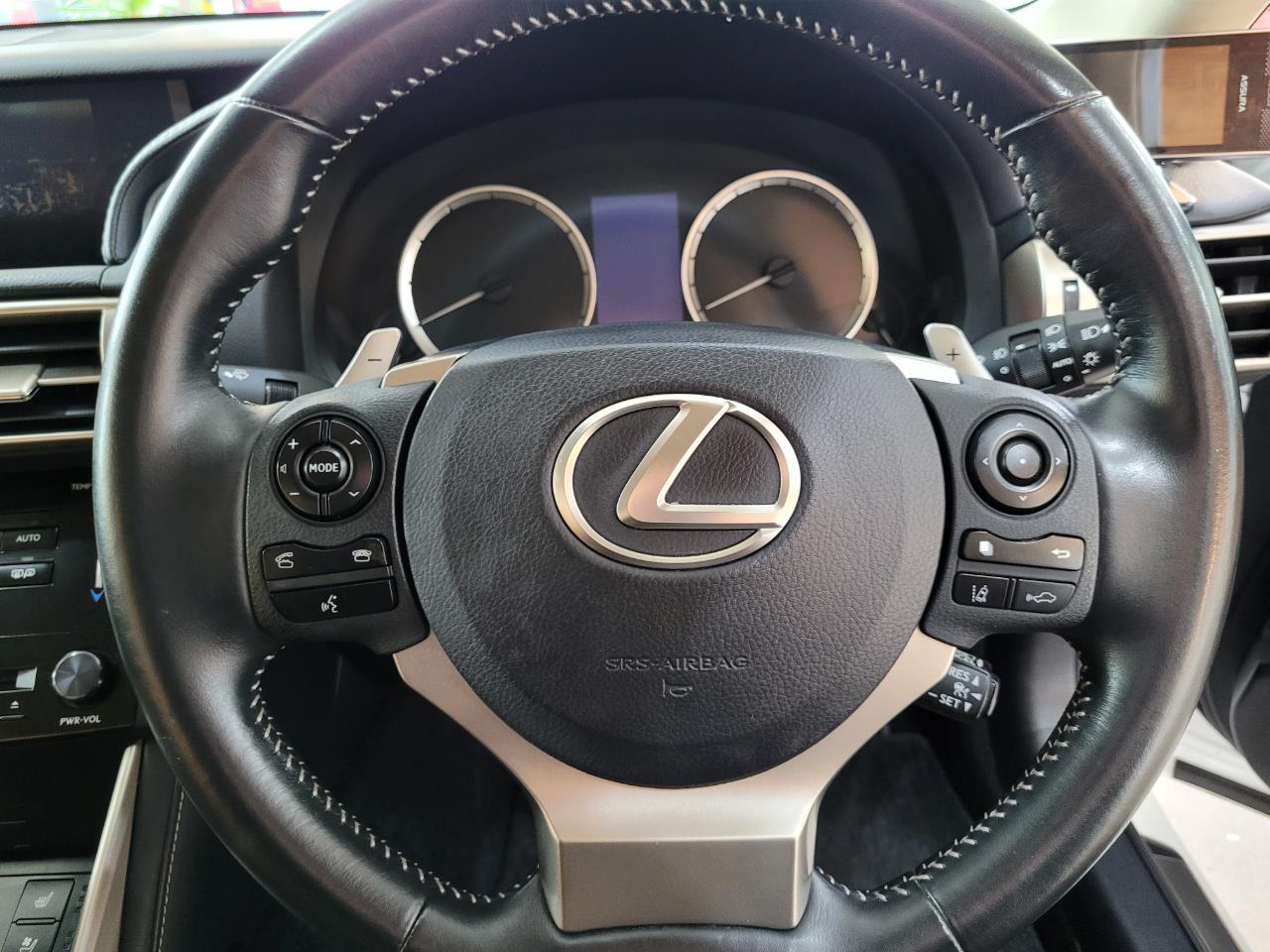 2013 Lexus IS 300h