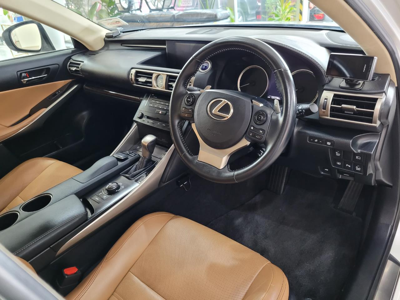 2013 Lexus IS 300h