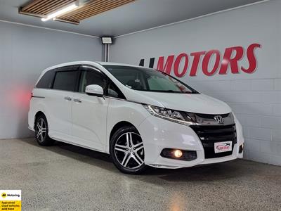 2015 Honda Odyssey - Thumbnail