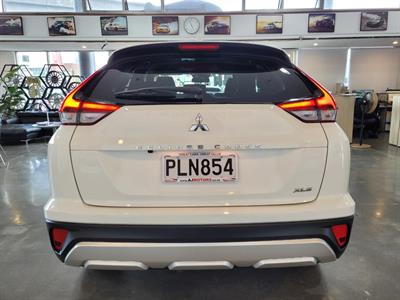 2022 Mitsubishi Eclipse Cross - Thumbnail