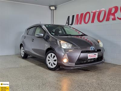 2013 Toyota Aqua - Thumbnail