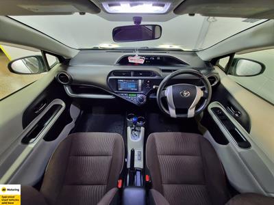 2013 Toyota Aqua - Thumbnail