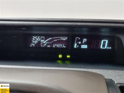 2013 Toyota Aqua - Thumbnail