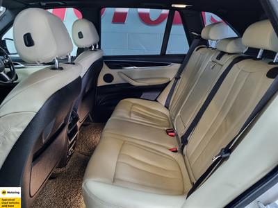 2018 BMW X5 - Thumbnail