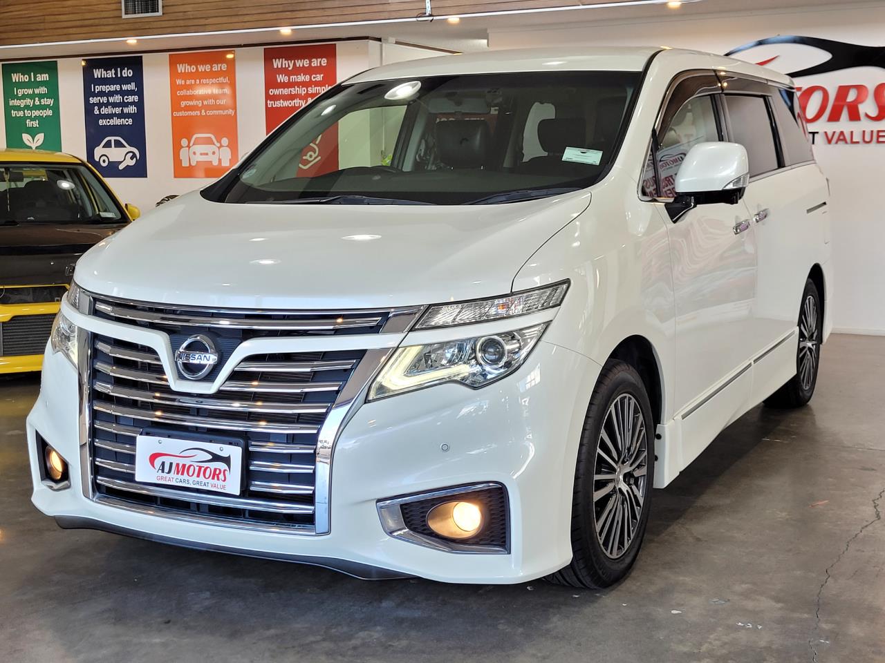 2017 Nissan Elgrand