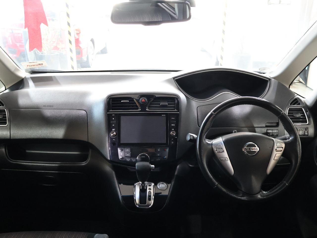 2015 Nissan Serena